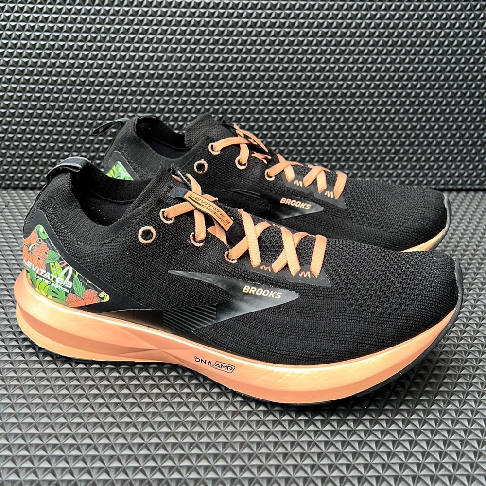 Brooks Levitate 3 Limited Edition Womens 9.5